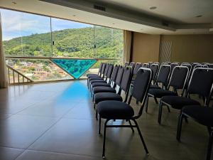 Nespecifikovaný výhled na hory nebo výhled na hory při pohledu z hotelu