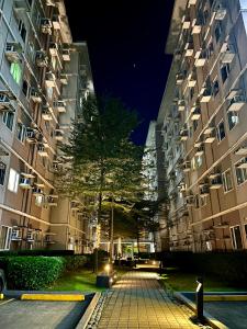 マニラにあるStaycation PH at Trees Residencesのギャラリーの写真