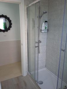 Ένα μπάνιο στο Apartamento Pepa Bajondillo +53 φωτογραφίες
