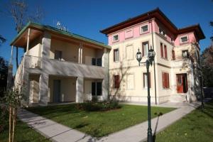 The building in which Az apartmant is located