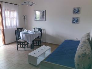 Et opholdsområde på Platanos Apartment NEW