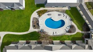 Bassein majutusasutuses Holiday Inn Ontario by IHG või selle lähedal +39 fotot