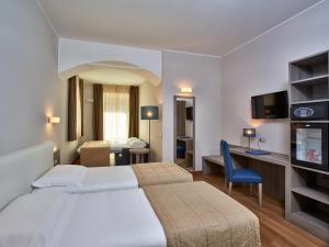 Gallery image of Hotel Centrale in Cernobbio