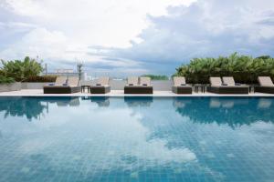 Piscina di Citadines Uplands Kuching o nelle vicinanze