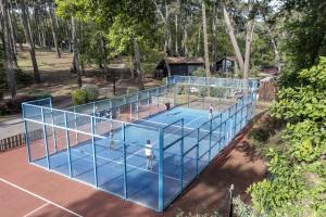 Tennis and/or squash facilities at Slow Village Biscarrosse Lac or nearby