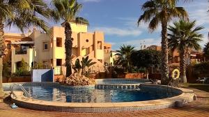 Basen w obiekcie Casa Irina & Elena 2bed 2bath lub w pobliżu