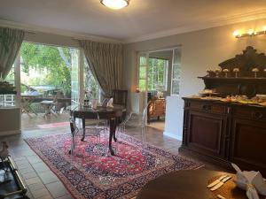 Area soggiorno di Patcham Place & Lilliput House, Clarens
