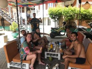 Majutusasutuse Hangover Hostels Mirissa külastajad