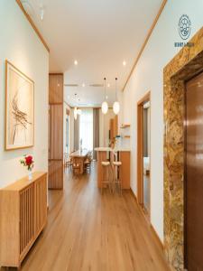 Η κουζίνα ή μικρή κουζίνα στο Chuỗi Villa 7 Ngủ đồi Đức Dương - Bãi Cháy