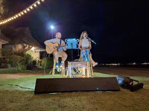 Hóspedes ficando em Twin Bay Resort Koh Lanta