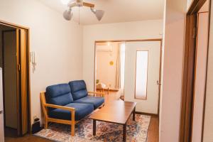 Gallery image of 寄道アパート-3ベッドルーム1戸貸切-最大7名宿泊可-駐車場1台無料 in Kawashima