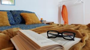 Et opholdsområde på Ischia 4BR Family Home in Forio Sleeps up to 9