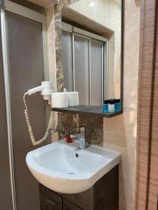 A bathroom at Luna Suites Taksim