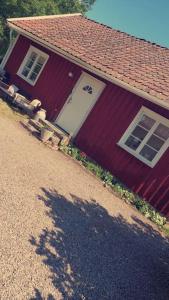 Hoone, kus puhkemaja asub