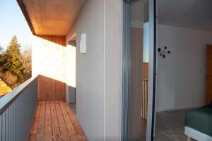 Balkón nebo terasa v ubytování Duplex 6 personnes, vue panoramique sur lac