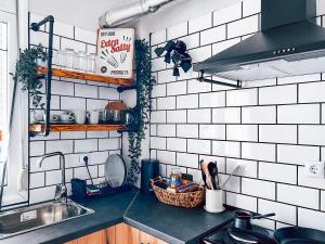 Dapur atau dapur kecil di Iria Apartment +3 gambar
