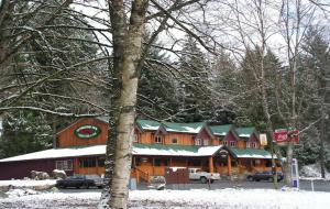 Sasquatch Inn v zimě