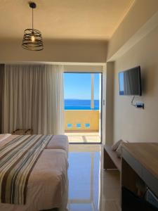 Posteľ alebo postele v izbe v ubytovaní Horizon Beach Hotel + 37 fotografií