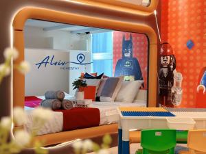 een lego kamer met een bed en een tafel bij The Shore LEGO PlayGround I Family 10pax I Kids Friendly I JonkerSt in Melaka