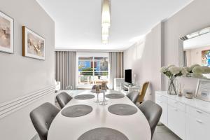 Posezení v ubytování Luxury Penthouse next to Marbella