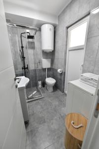 Un baño de Apartman Vuk Divčibare 12 fotos más
