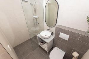 Ванная комната в Apartments Lovrić