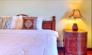 Bilde i galleriet til Golden Golf Garden Pool Villa i Ban Huai Yai + 23 bilder