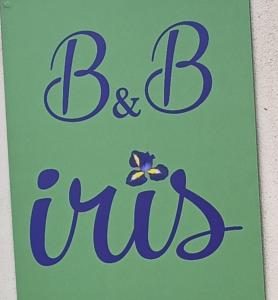a sign that says b b club with a flower at B&B Iris in Santa Maria di Castellabate
