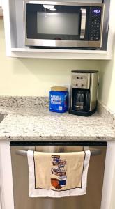 Gallery image of The House Hotels - Erie Street 1 in Cuyahoga Falls