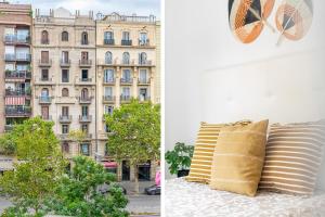 um quarto com duas almofadas e um edifício em VALLH em Barcelona