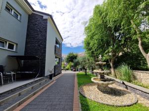 Vườn quanh Apartments Maslina