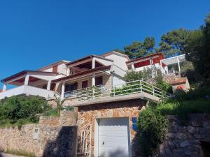 Hrvatska, JELSA, Apartman Marina sa parkingom