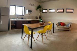 Kuchyň nebo kuchyňský kout v ubytování Departamento Albu progreso