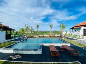Kolam renang di atau dekat dengan The Akasea Villa Bali