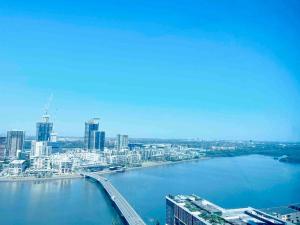 海景或在公寓看到的海景