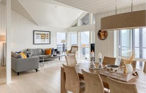 Dining area in the holiday home