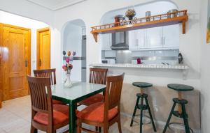 Nhà bếp/bếp nhỏ tại Wonderful House Orihuela Costa +26 ảnh
