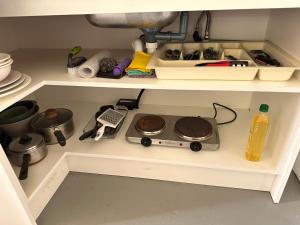 A cozinha ou kitchenette de Rustic, Basic Cosy Alpine Hut, in the middle of the Mountains