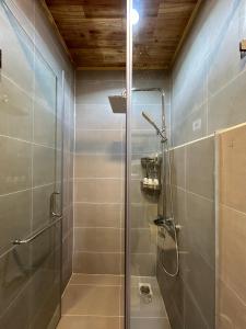 Koupelna v ubytování Ngọc Vy House Dalat + 27 fotografií