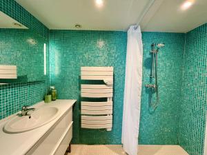 Kamar mandi di LA VUE LOIRE Maison