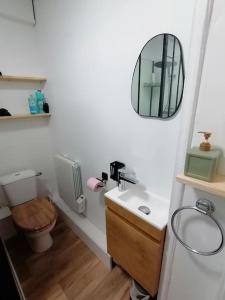 Ванная комната в Appartement 50m² centre-ville