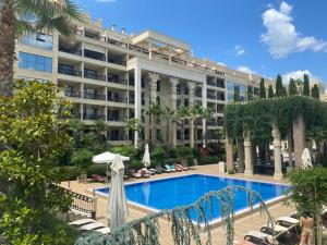 Πισίνα στο ή κοντά στο ARGISHT SUPERIOR APARTMENT