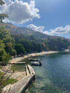 Gallery image of Denizevi Karvunyi in Marmara Adasi