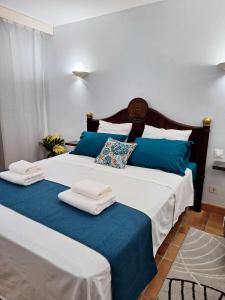 Katil atau katil-katil dalam bilik di 135_ananas_bdg