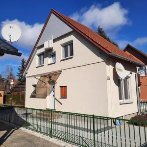 Klimatisiertes Ferienhaus in Bükfürdö mit Garten 9740 Bük, Muskátli 7 kép - 2