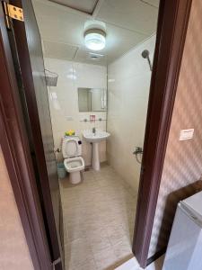 Vannituba majutusasutuses Still Haus 静の宿