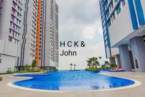 Bassein majutusasutuses Double Storey Pool at Trio Setia by HCK või selle lähedal