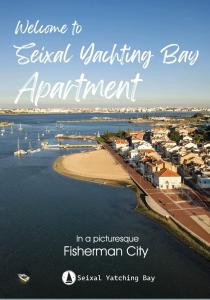 塞沙爾的住宿－Seixal Yachting Bay Apartments，享有海港和水中船只的景色