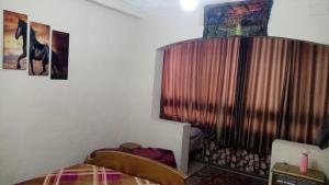 Postel nebo postele na pokoji v ubytování Elkhaima motel
