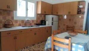 A kitchen or kitchenette at Almond trees house Még 28 kép